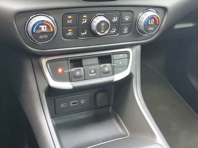 2024 GMC Terrain SLE - Photo 27