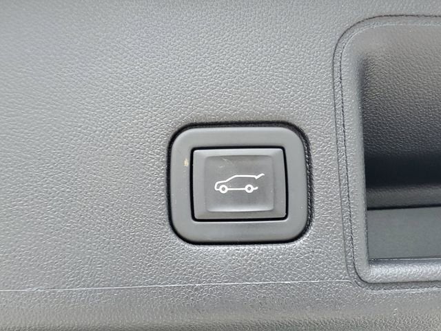 2023 GMC Terrain SLE - Photo 11