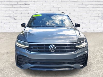 2023 Volkswagen Tiguan SE R-Line Black