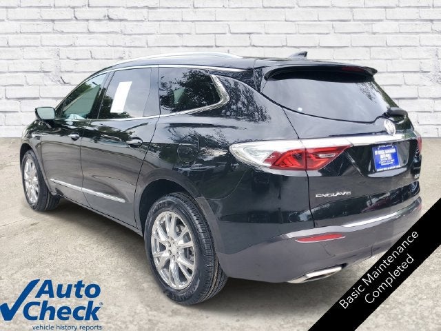 2022 Buick Enclave Essence