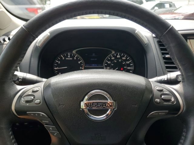 2020 Nissan Pathfinder Platinum