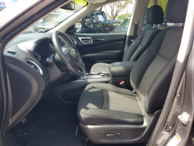 2018 Nissan Pathfinder SV