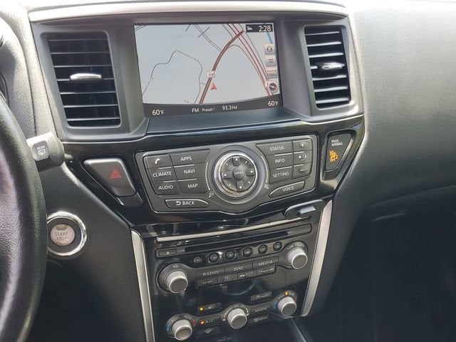 2018 Nissan Pathfinder SV