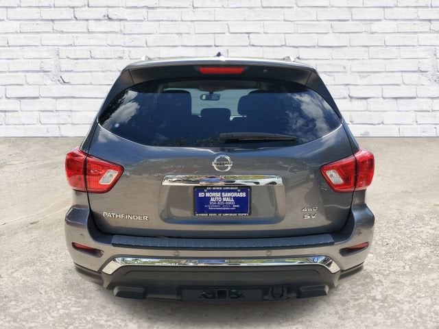 2018 Nissan Pathfinder SV