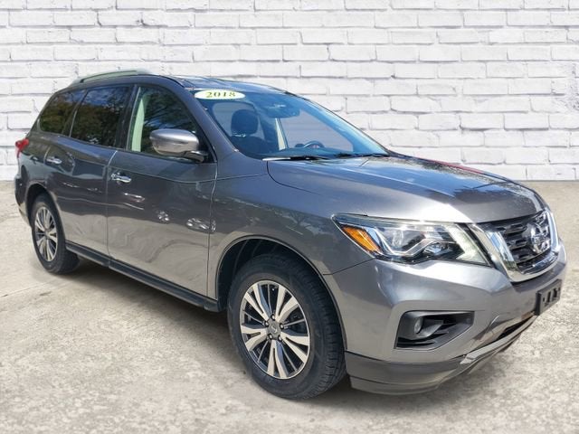 2018 Nissan Pathfinder SV