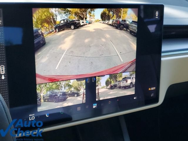 2022 Tesla Model S Plaid
