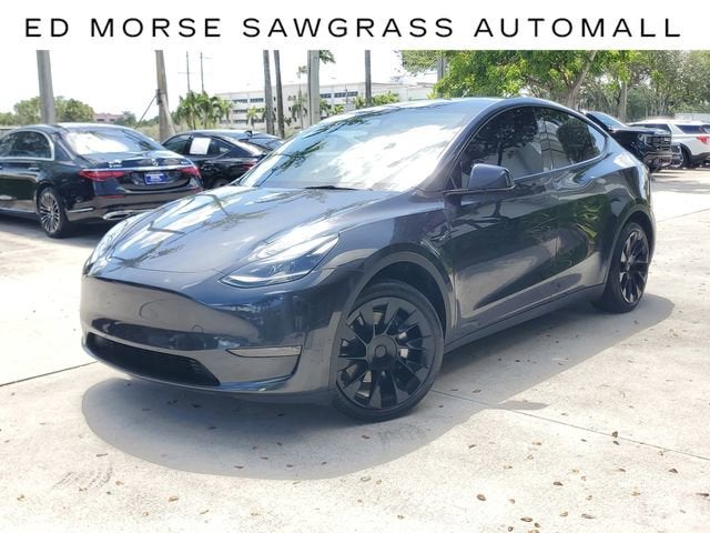 2024 Tesla Model Y Base