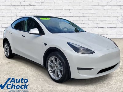 2023 Tesla Model Y Long Range