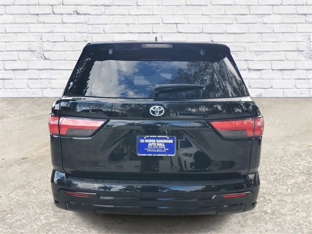 2023 Toyota Sequoia SR5