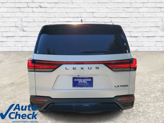 2025 Lexus LX 700h Overtrail