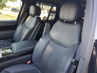 2023 Land Rover Range Rover SE