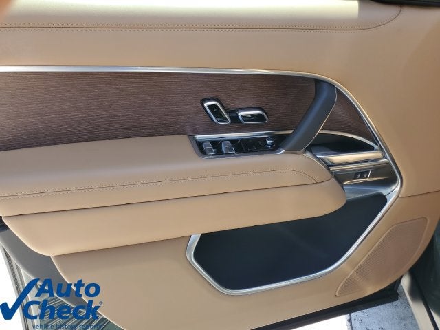 2025 Land Rover Range Rover P530 SE