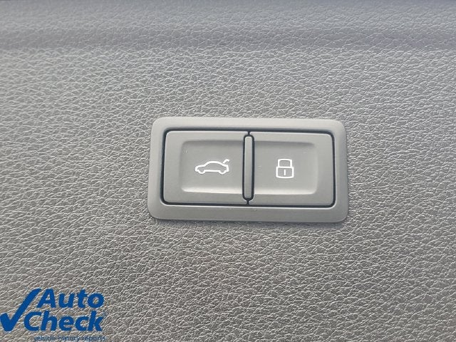 2023 Audi SQ5 Prestige TFSI quattro Tiptronic