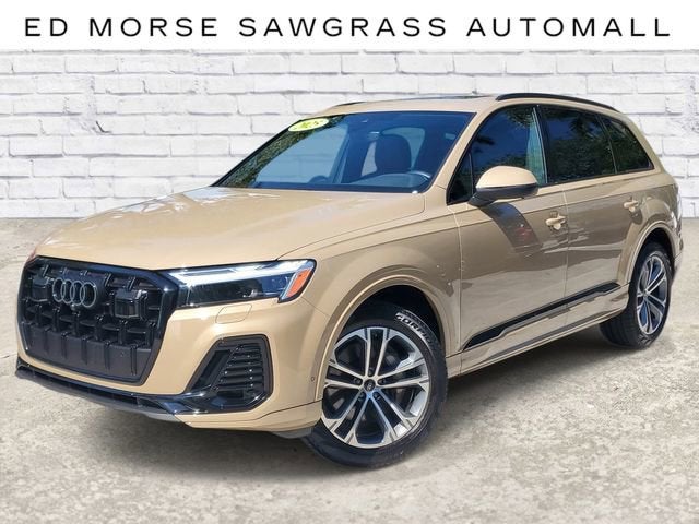 2025 Audi Q7 45 Premium Plus quattro Tiptronic's photo