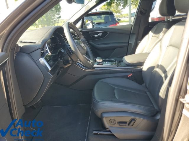 2025 Audi Q7 Premium Plus