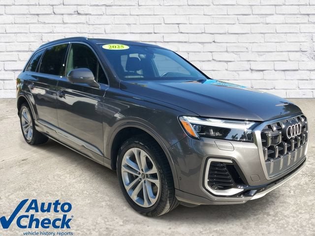 2025 Audi Q7 Premium Plus