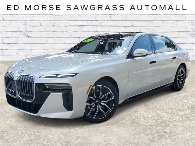 2025 BMW 7 Series 740i xDrive