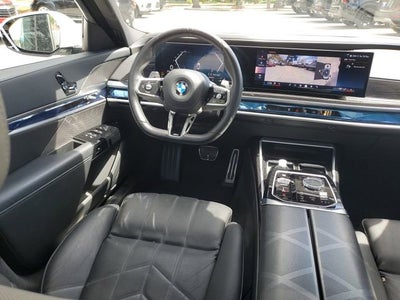 2025 BMW 7 Series 740i xDrive