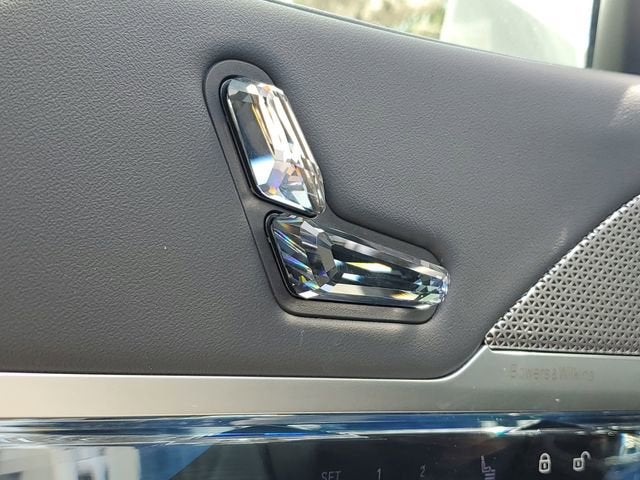 2025 BMW 7 Series 740i xDrive