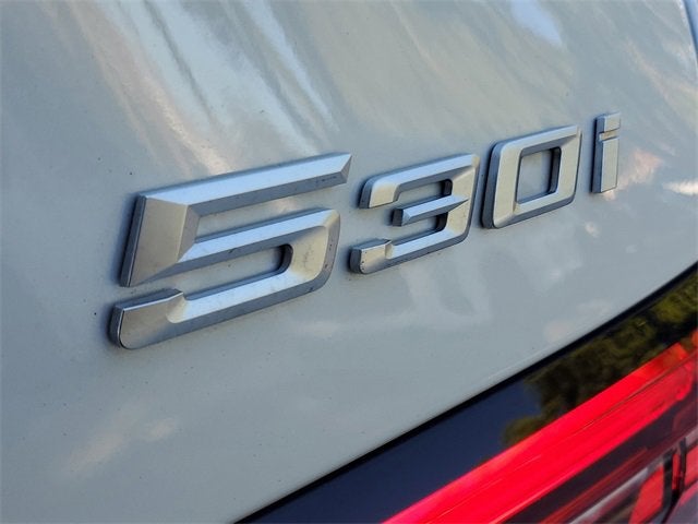 2025 BMW 5 Series 530i