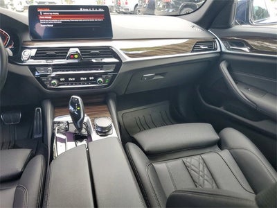 2023 BMW 5 Series 530i