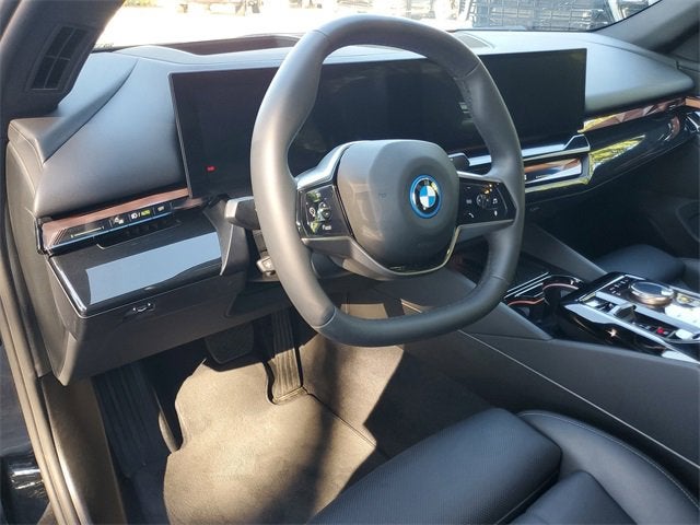 2024 BMW i5 eDrive40