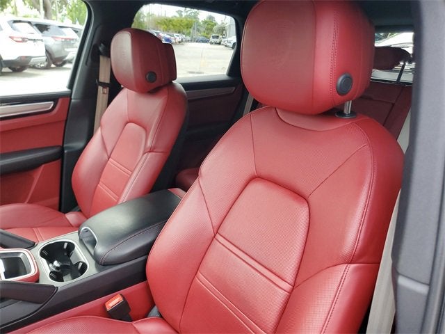 2023 Porsche Cayenne NA