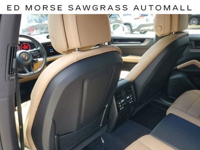 2025 Porsche Cayenne NA