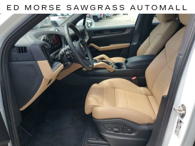 2025 Porsche Cayenne NA