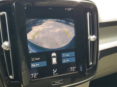 2021 Volvo XC40 Momentum