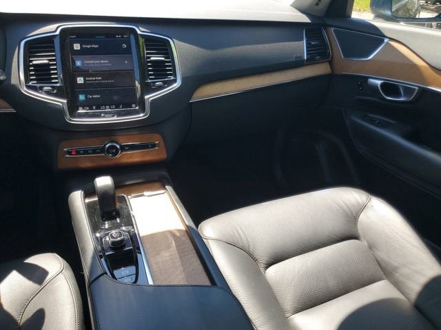 2024 Volvo XC90 Plus Bright Theme