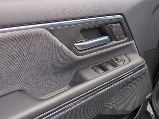 2026 GMC Sierra EV Elevation - Photo 11