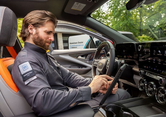 Ed Morse Sawgrass Buick GMC Sunrise FL Mobile Service Technician